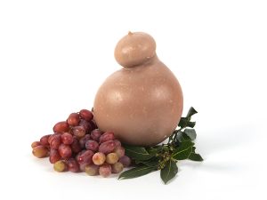 Il Caciocavallo al Vino Rosso Primitivo – Caseificio La Valle